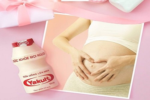 Bầu 3 tháng đầu uống yakult 